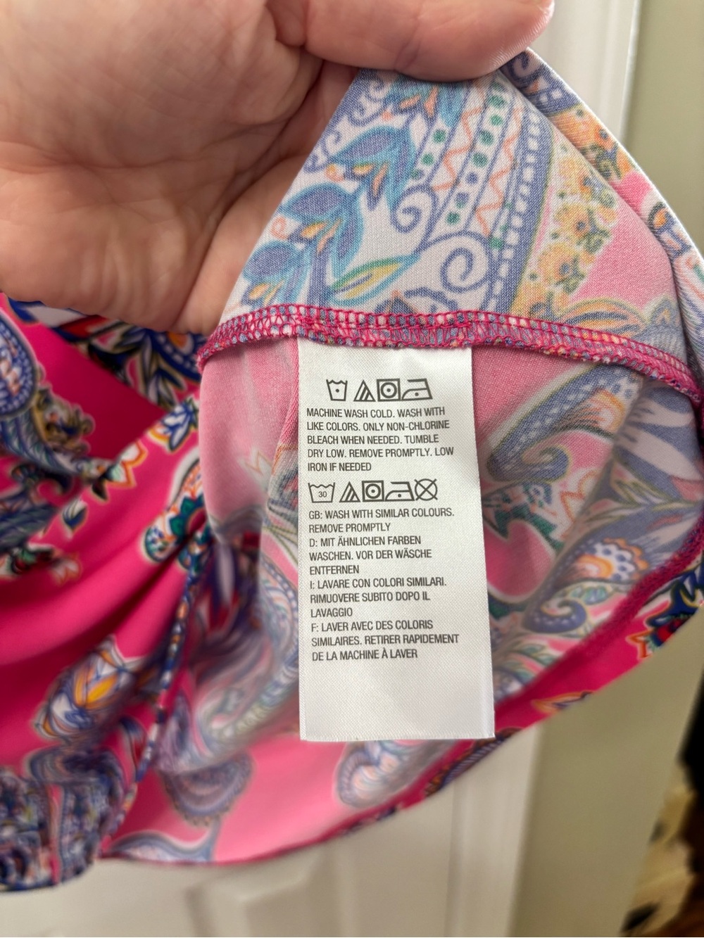 Susan Graver Pink Paisley Floral Keyhole 3/4 Sleeve Blouse Women’s Size Medium - Picture 7 of 8